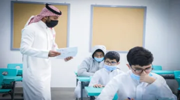 “قرار صادم من الوزارة”دمج اختبارات نهاية الفصل الدراسي الثالث ضمن الجدول اليومي.. بآلية تعزز استقرار الطلاب