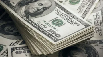استقرار نسبي.. سعر الدولار مقابل الجنيه المصري اليوم الجمعة 2 مايو 2025 في البنوك للبيع والشراء