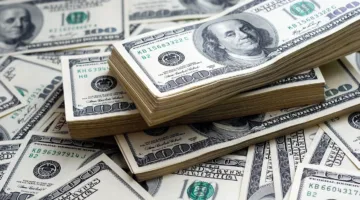 استقرار سعر الدولار في السوق السوداء اليوم الجمعة 2 مايو 2025 وفق آخر تحديث.. كيف يؤثر الأخضر على السلع الأساسية؟