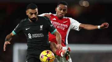 موعد مباراة ليفربول وأرسنال في الدوري الإنجليزي 2024-2025: مواجهة مثيرة على ملعب أنفيلد