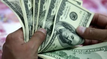 ” النهاردة الدولار بكام”.. أخر سعر للورقة الخضراء في البنوك أمام الجنيه المصري الأحد 29/6/2025