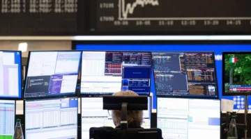 «تذبذب السوق» الأسواق الأوروبية تتباين وسط تهديدات ترامب بفرض رسوم جمركية