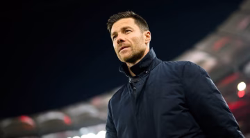 ألونسو يكشف موقف فينيسيوس جونيور ورؤيته للمستقبل