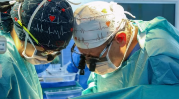 تبرع دماغي في أبوظبي ينقذ حياة طفل سعودي.. تعرف على القصة كاملة