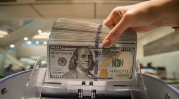 تطور جديد في سعر الدولار مقابل الجنيه المصري بالبنوك اليوم الأحد 17-8-2025.. ما هو السعر المحدث؟