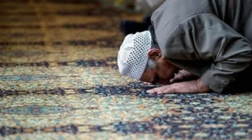 مواقيت الصلاة الأحد 17 أغسطس 2025.. تعرف على موعد أذان الظهر في محافظتك