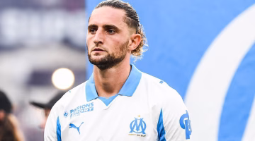 ميلان يعيد اهتمامه بلاعب وسط فرنساوي بارز… هل يقترب رابيو من العودة؟