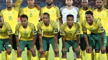 مباراة ساخنة.. جنوب أفريقيا تواجه رواندا في تصفيات كأس العالم بشغف وحماس كبير