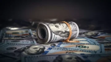 الريال اليمني يحير الأسواق بثبات غير مسبوق لأربعة أشهر متتالية