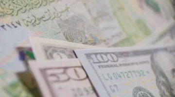 تراجع الليرة السورية.. سعر صرف الدولار يسجل مستويات جديدة أمام العملة المحلية