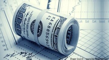 أدنى مستوى منذ 2017.. الدولار الأمريكي يسجل أكبر تراجع سنوي له بالأسواق العالمية