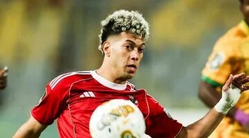 تجديد عقد إمام عاشور.. الأهلي يحسم مصير نجمه بعد التألق الأخير بالملاعب صلبة العنوان: تجديد عقد إمام عاشور.. الأهلي يحسم مصير نجمه بعد التألق الأخير بالملاعب