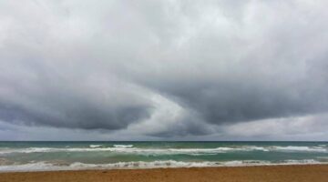 تحذير لـ 4 دول.. مسار العاصفة هاري وموعد وصولها إلى المنطقة العربية