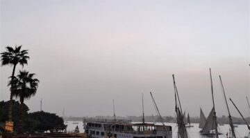 تحذير لـ 4 محافظات.. الأرصاد تكشف تطورات الرياح الترابية في الأقصر