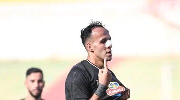 شرط الرحيل للاتحاد.. الزمالك يطلب تنازل ناصر منسي عن مستحقاته المالية المتأخرة