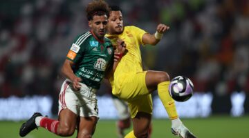 صفقة تبادلية مرفوضة.. الاتفاق يحدد شرط انتقال العتيبي وهوساوي إلى الهلال مقابل 30 مليوناً