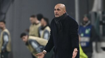 واقعة انفعال.. مدرب يوفنتوس يطرد مشجعاً من المدرجات بكلمات قاسية ومنتقدة