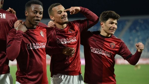 الأول رسمياً.. سيراميكا كليوباترا يضمن مقعده في مجموعة السبعة الكبار بالدوري المصري