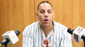 أحمد بلال يهاجم.. موقف إمام عاشور يفتح باب رحيله عن صفوف الأهلي