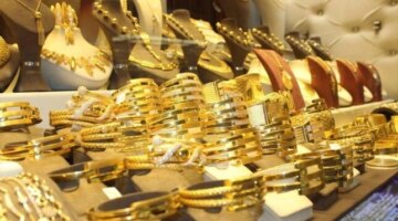 تحرك جديد بالصاغة.. سعر جرام الذهب عيار 21 بالمصنعية والدمغة منتصف التعاملات