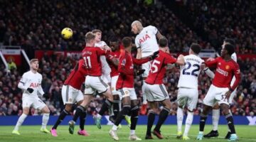 قمة الدوري الإنجليزي.. موعد مباراة مانشستر يونايتد وتوتنهام والقنوات الناقلة للمواجهة المرتقبة