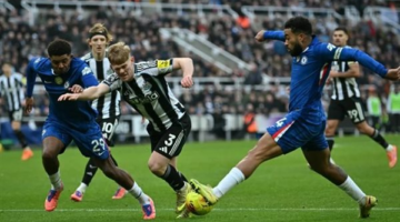 إصابة مفاجئة في أوتار الركبة تُبعد ريس جيمس عن مواجهة سان جيرمان