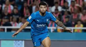 الهلال يحدد 25 مليون دولار لرحيل نجمه بقرار يتجاوز عاطفة الجماهير