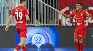 انتصار عريض لشباب الأهلي برباعية في شباك دبا والجزيرة يتجاوز عقبة خورفكان