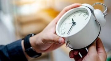 تحديد موعد بدء التوقيت الصيفي وتغيير مواعيد إغلاق المحلات التجارية في مصر