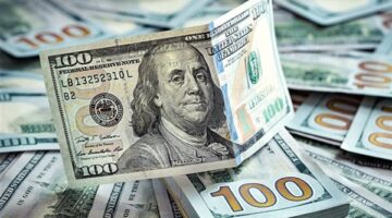 تحركات مفاجئة في سعر الدولار بالبنوك الحكومية والخاصة خلال تعاملات الثلاثاء 24 مارس