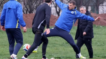 تحقيقات موسعة حول فضيحة تجسس تثير الجدل قبل مواجهة البوسنة وإيطاليا المرتقبة