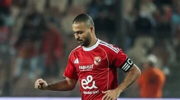 تطور مفاجئ في مفاوضات الأهلي لضم بيكهام بعد مراجعة بند شراء عقده من سيراميكا