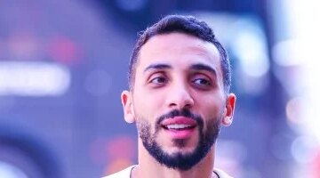 تطورات جديدة في البرنامج التأهيلي والعلاج التحفظي لنجم الأهلي كريم فؤاد