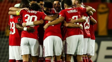 تعديلات في توقيت انطلاق مباراة الأهلي وسيراميكا كليوباترا لحسم صراع صدارة الدوري المصري