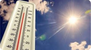 توقعات حالة الطقس غداً وظهور شبورة مائية مع فرص سقوط أمطار ببعض المناطق