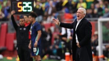 ديشان يحسم الجدل حول خلافة زيدان له في تدريب منتخب فرنسا