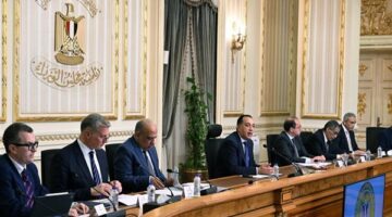 رئيس الوزراء يزف بشرى سارة للمواطنين بشأن قيمة الزيادة المرتقبة في الأجور