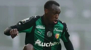 رد فعل غير متوقع من لاعبي وجماهير نادي لانس تجاه سعود عبد الحميد