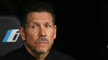 سيميوني يخرج عن صمته ويرد بغضب على تساؤلات الصحافيين بشأن مستقبله موضحاً موقفه