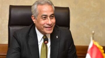 عقوبات قانونية تنتظر أصحاب العمل في حال خصم إجازة العيد من رصيد العامل السنوي