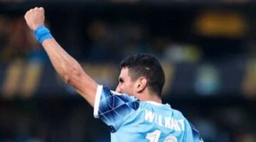 غياب وليد الكرتي عن قائمة بيراميدز لمواجهة الجيش الملكي المغربي الليلة