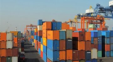 ما هي عقوبات التهريب الجمركي التي حددتها المادة 77 من قانون الجمارك 2026؟