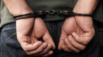 ماذا قال شاب متهم بإنهاء حياة والدته وأشقائه الخمسة في الإسكندرية؟