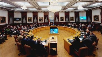 محافظة القاهرة تطبق نظام العمل عن بعد وتحدد الجهات المستثناة من القرار