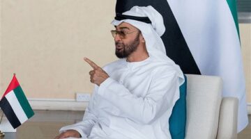 محمد بن زايد يبحث مع زيلينسكي تداعيات التصعيد الإقليمي وسبل تعزيز الاستقرار العالمي