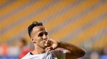 ناصر منسي يفتتح أهداف الزمالك في مرمى سموحة خلال مواجهة الدوري الممتاز