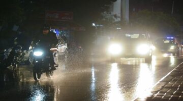 هل يسقط حقك القانوني حال الغياب عن العمل بسبب سوء الأحوال الجوية؟