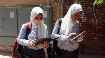 وزارة التعليم تحدد ضوابط عقد امتحانات الشهر إلكترونيًا وورقيًا لطلاب المرحلة الثانوية