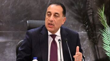 وزارة التعليم تحدد موقف المدارس والجامعات من قرارات العمل عن بعد والدراسة أونلاين