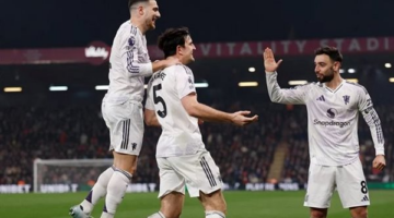 120 مليون يورو تنتظر خزينة مانشستر يونايتد حال التأهل لدوري أبطال أوروبا